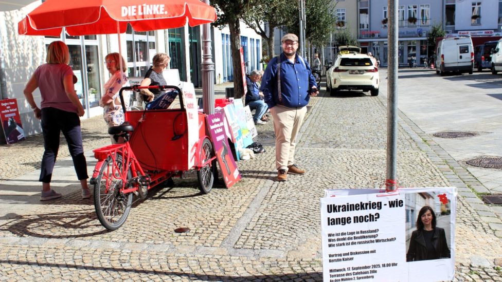 Infostand der Spremberger Linken am Donnerstag, den 11.09.2025, am Spremberger Marktplatz