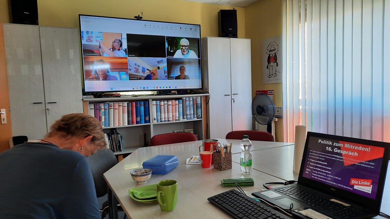 Teilnehmer am 16. Politikgespräch im Begegnungsraum der Spremberger Linken