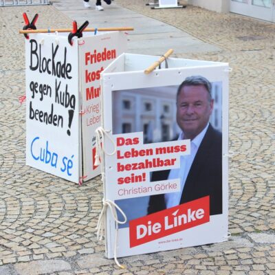 Für 2027, letzter planmäßiger Infostand der Spremberger Linken am Marktplatz Spremberg. Thema Frieden